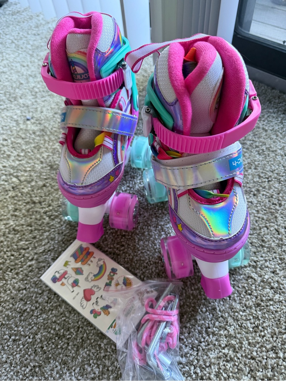 Adjustable Pink Rainbow Kids Roller Skates with LED Wheels (4 PEJIJAR)